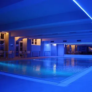 Hotel Und, Berlin